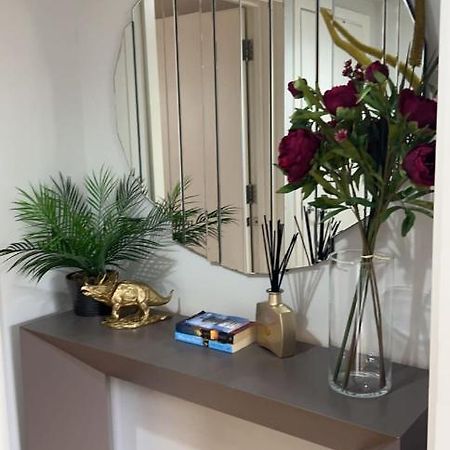 The Reflection Apartment , With River Thames View Londres Exterior foto