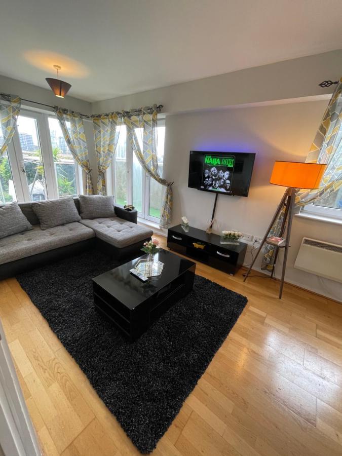The Reflection Apartment , With River Thames View Londres Exterior foto