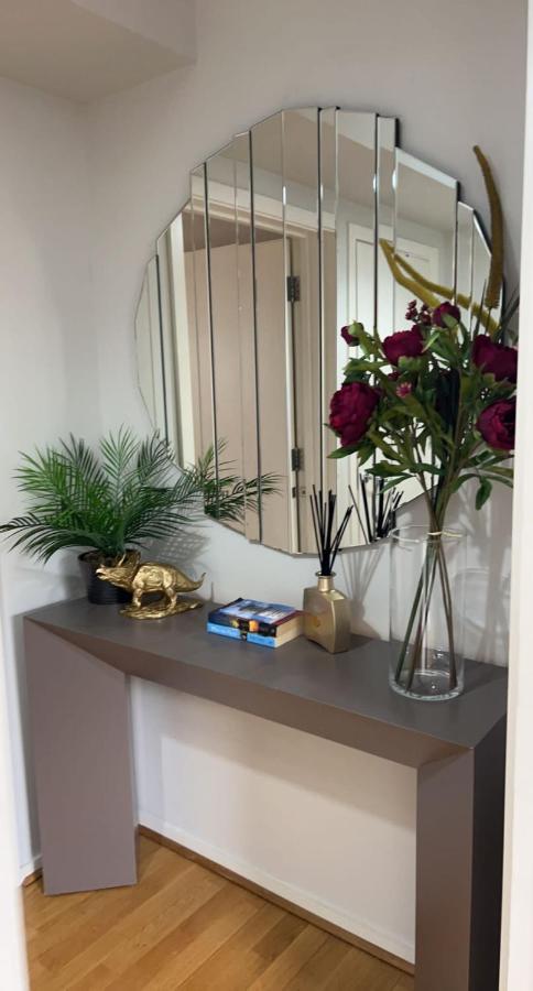 The Reflection Apartment , With River Thames View Londres Exterior foto